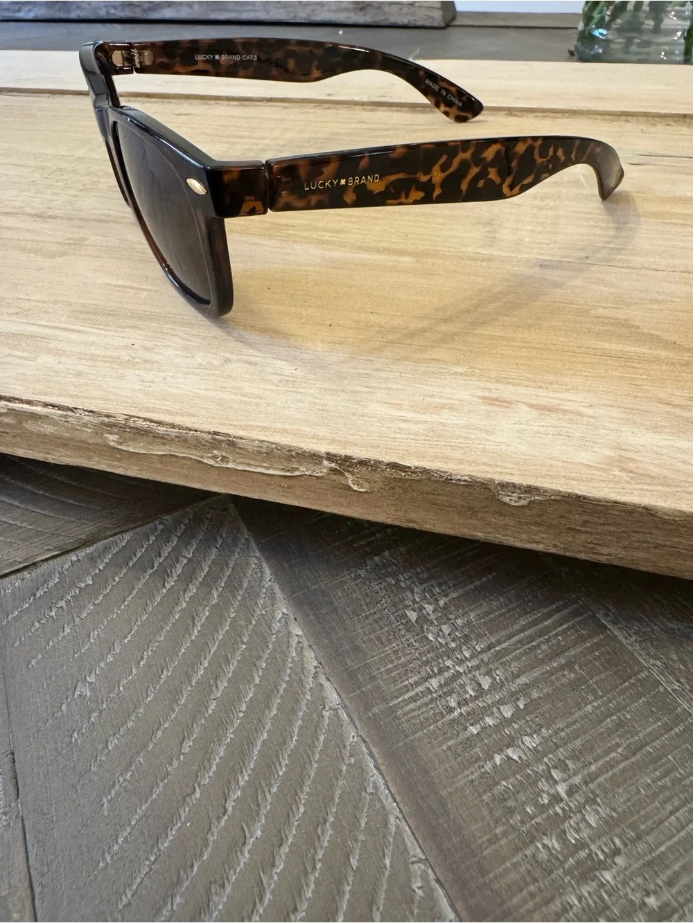 Lucky Brand Dusk Tortoise Cat 3 Sunglasses Brown Tortoise Frames